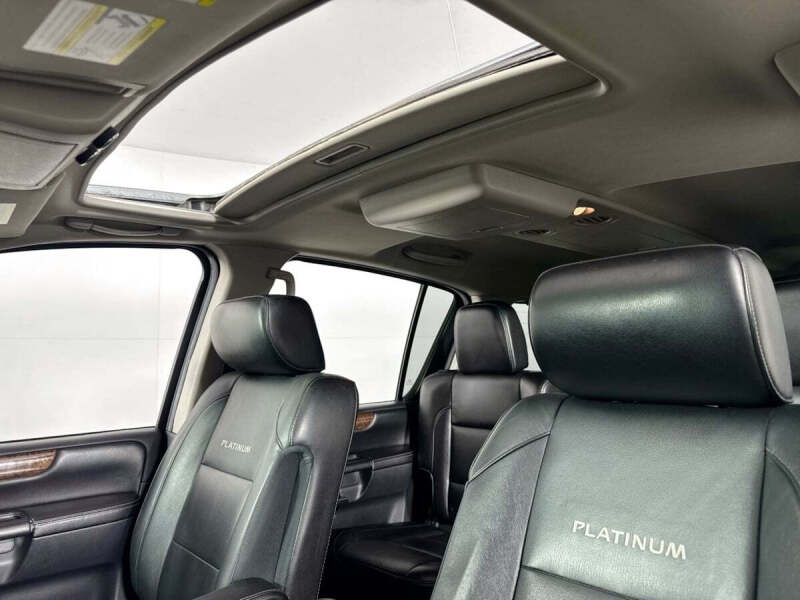 2014 Nissan Armada SV