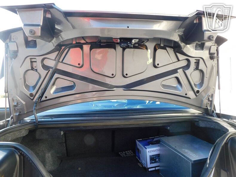 2004 Ford Mustang Mach 1 Premium