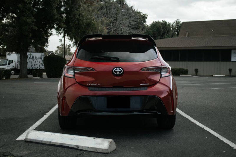 2021 Toyota Corolla Hatchback SE