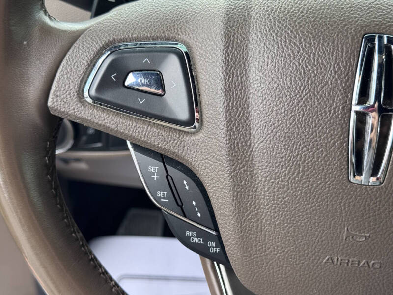 2017 Lincoln MKC Reserve