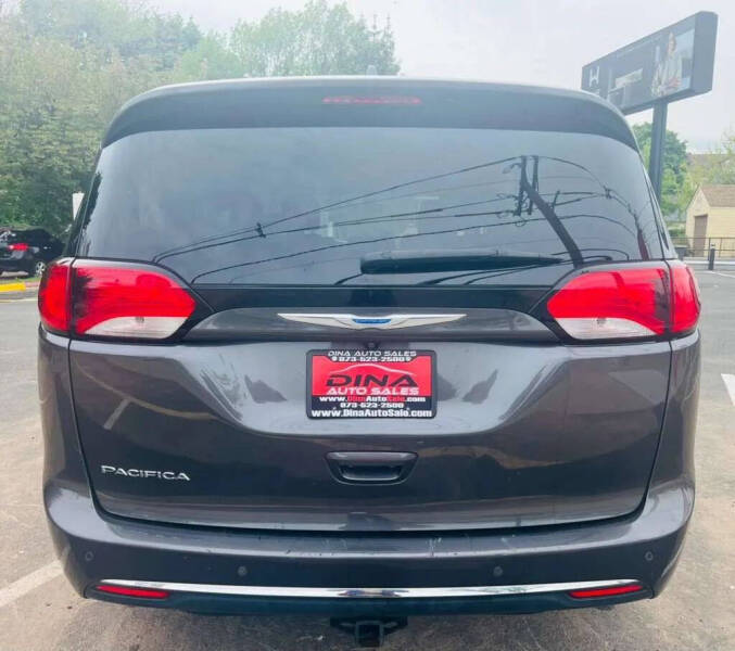 2018 Chrysler Pacifica Touring L