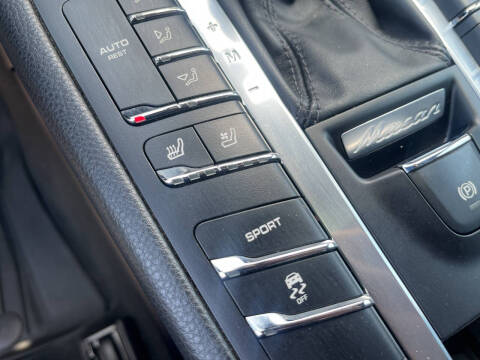 2017 Porsche Macan S