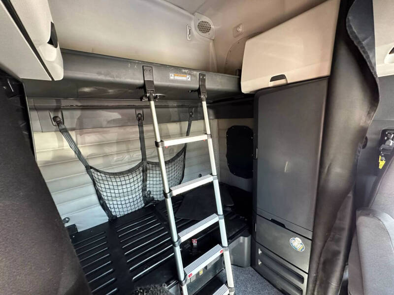 2018 Freightliner Cascadia