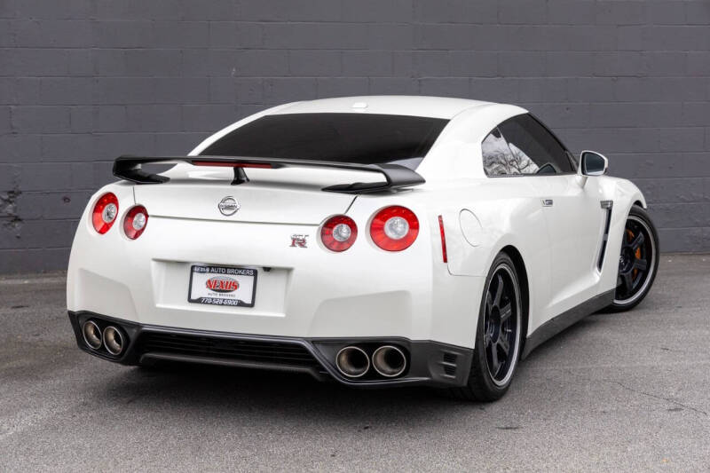2014 Nissan GT-R Black Edition