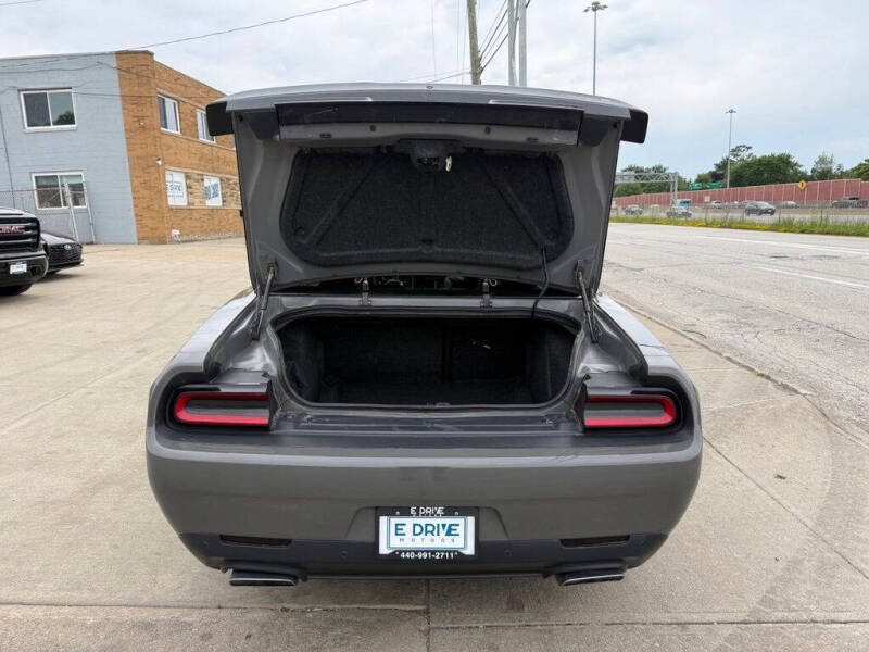 2017 Dodge Challenger R/T