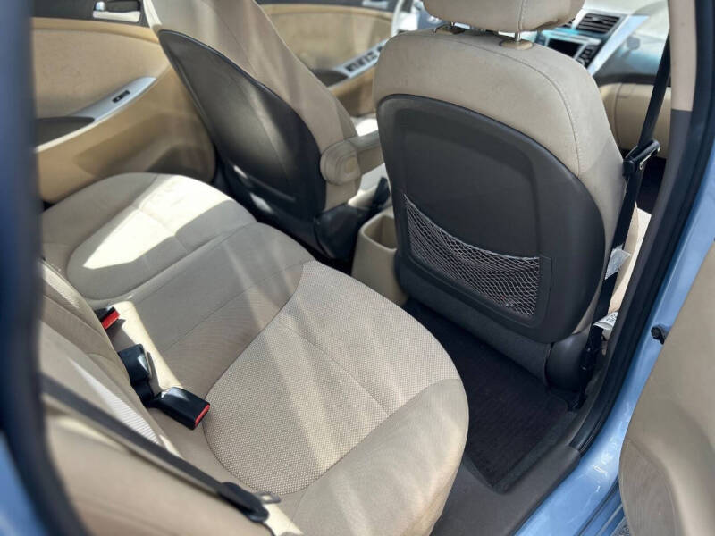 2014 Hyundai Accent GLS