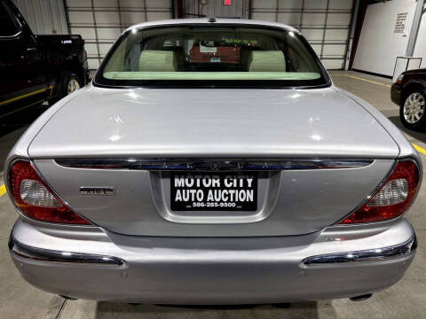 2005 Jaguar XJ-Series XJ8 L