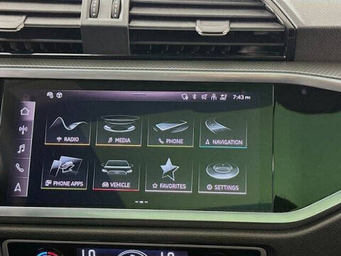 2024 Audi Q3 quattro S line Prem Plus 45 TFSI