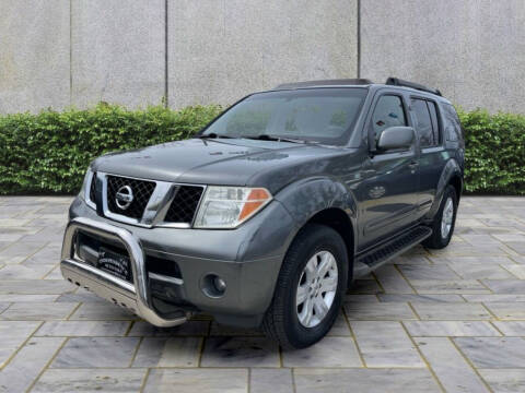 2006 Nissan Pathfinder LE