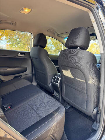 2022 Kia Sportage LX