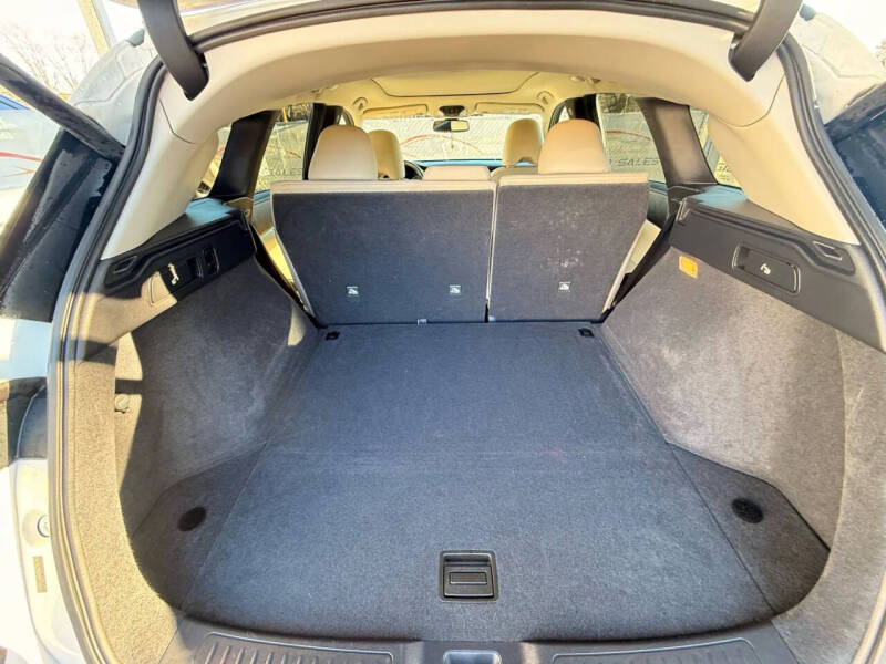 2019 Infiniti QX50 Essential