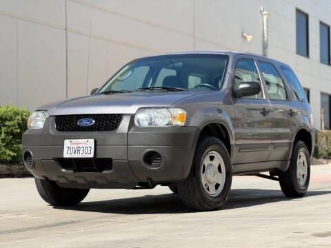 2007 Ford Escape for sale at New City Auto - Retail Inventory in South El Monte CA