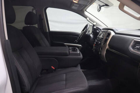 2018 Nissan Titan SV