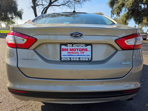 2015 Ford Fusion SE