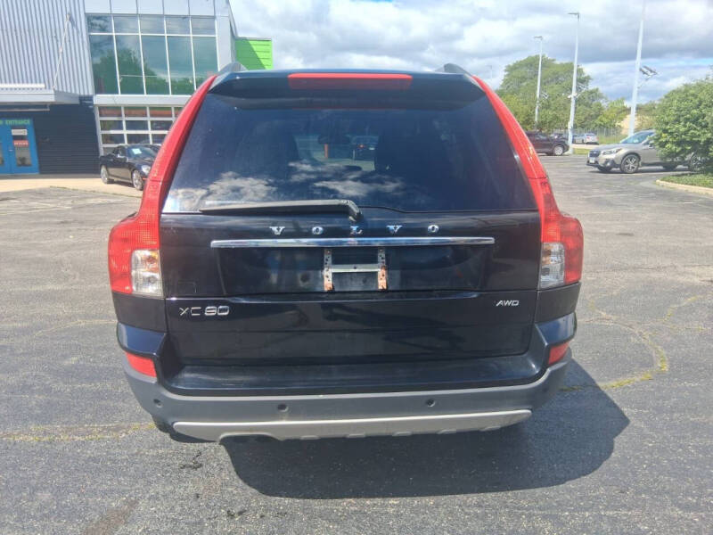 2011 Volvo XC90 3.2