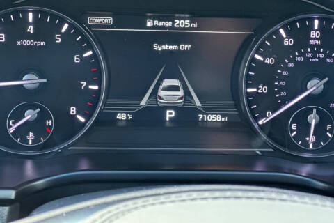 2020 Kia K900 Luxury