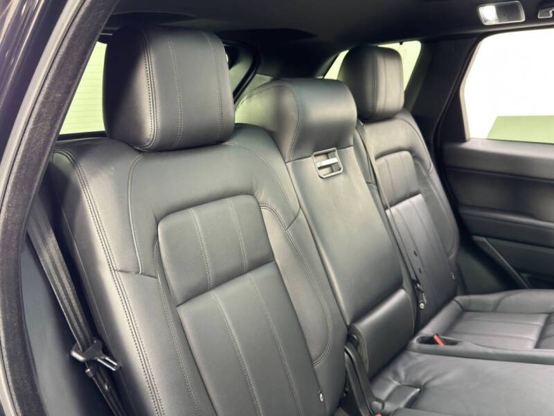 2022 Land Rover Range Rover Sport SE