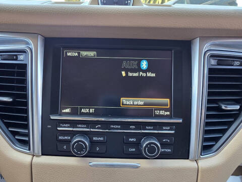 2015 Porsche Macan S