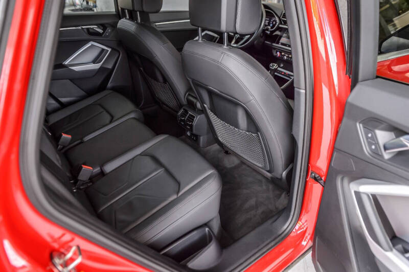 2021 Audi Q3 quattro S line Prem Plus 45 TFSI