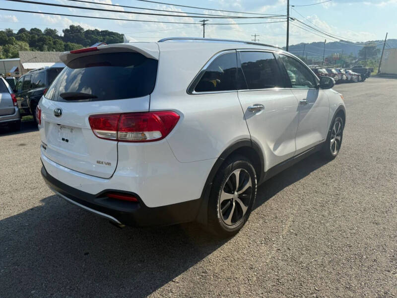 2017 Kia Sorento EX V6