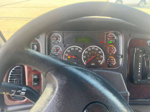 2020 Freightliner M2 106