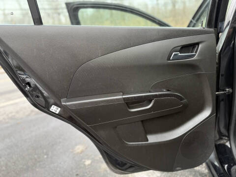 2019 Chevrolet Sonic LT Auto