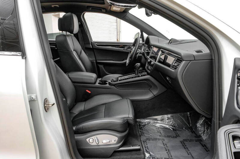 2024 Porsche Macan