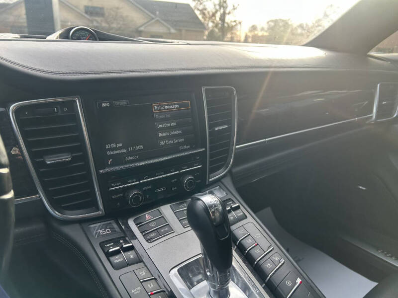 2015 Porsche Panamera Turbo