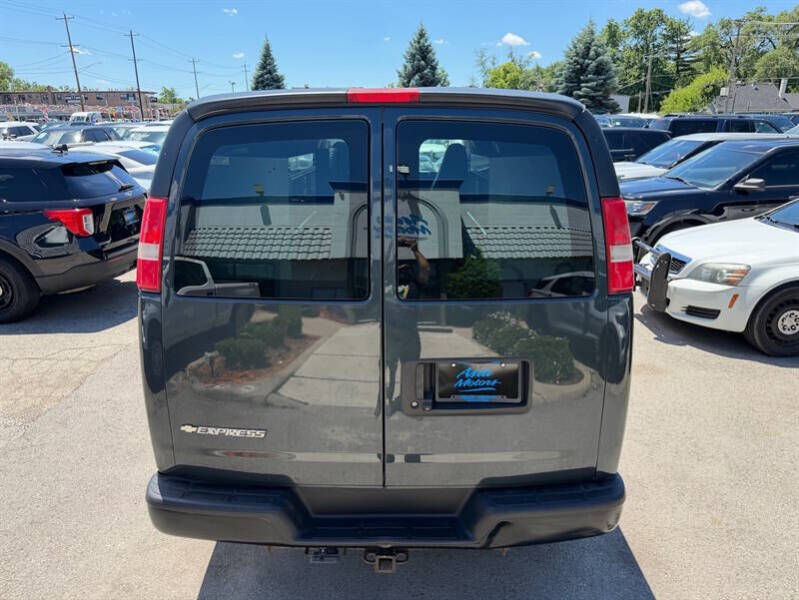 2017 Chevrolet Express 3500