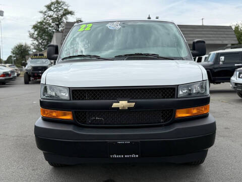 2022 Chevrolet Express 2500