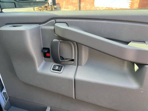 2021 Chevrolet Express 2500