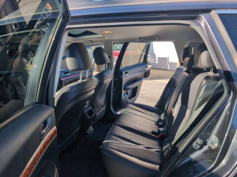 2012 Subaru Outback 2.5i Limited