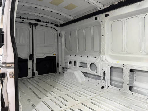 2025 Ford Transit 250