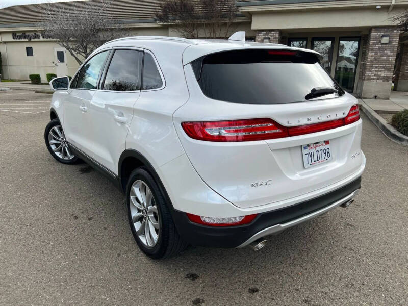 2017 Lincoln MKC Select