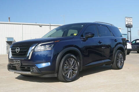 2022 Nissan Pathfinder for sale at STRICKLAND AUTO GROUP INC in Ahoskie NC