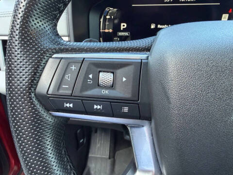 2024 Mitsubishi Outlander PHEV SEL