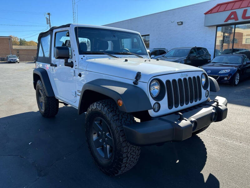 2015 Jeep Wrangler Sport photo 3