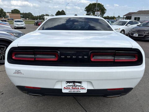 2015 Dodge Challenger SXT