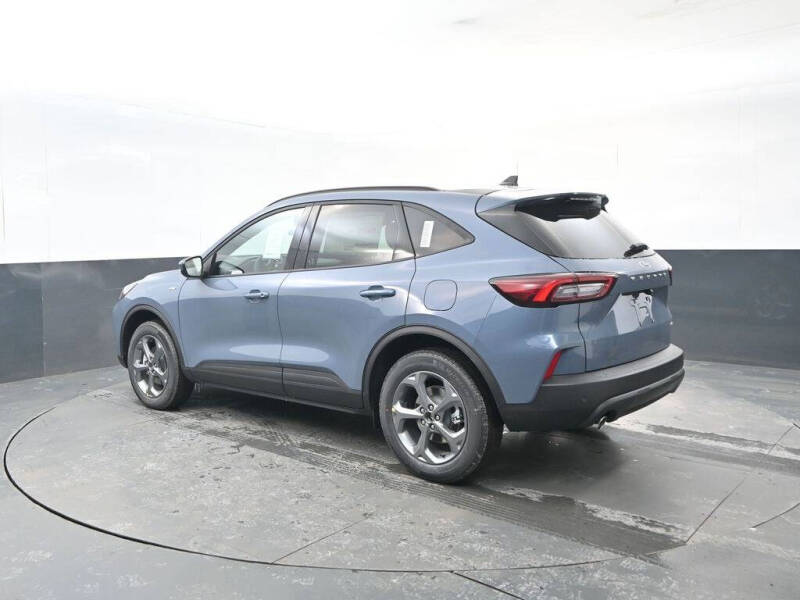 2026 Ford Escape Hybrid ST-Line Select