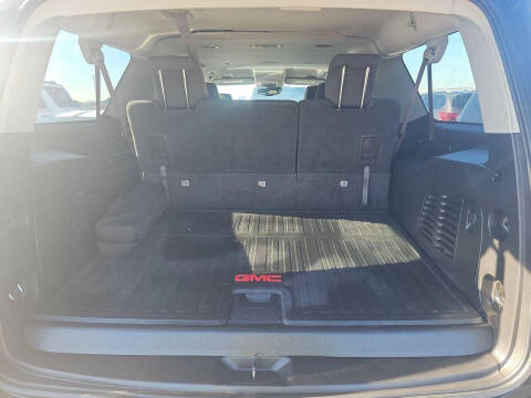 2017 GMC Yukon XL SLE