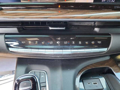 2023 Cadillac Escalade ESV Sport Platinum