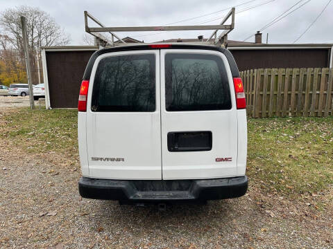 2017 GMC Savana 2500