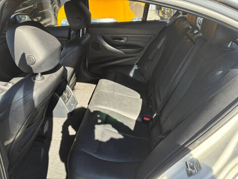 2013 BMW 3 Series 328i