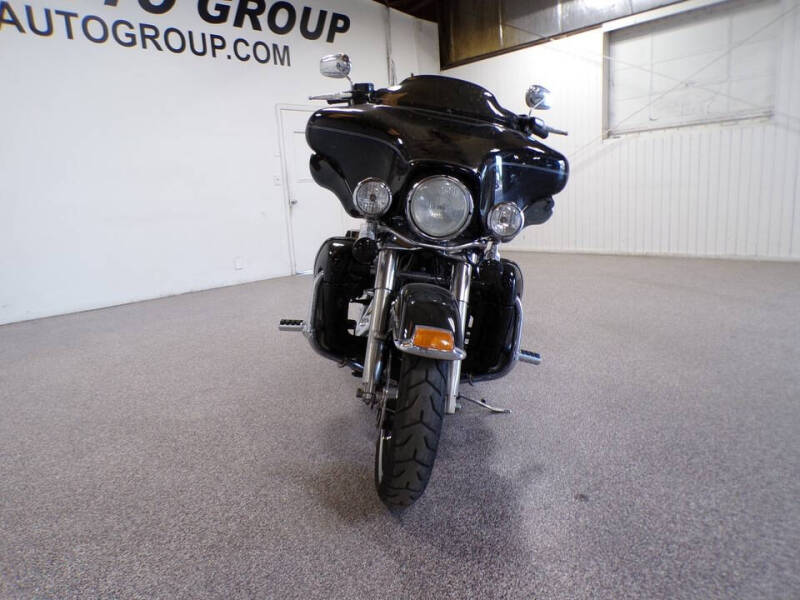 2010 Harley-Davidson FLHTCU Electra Glide