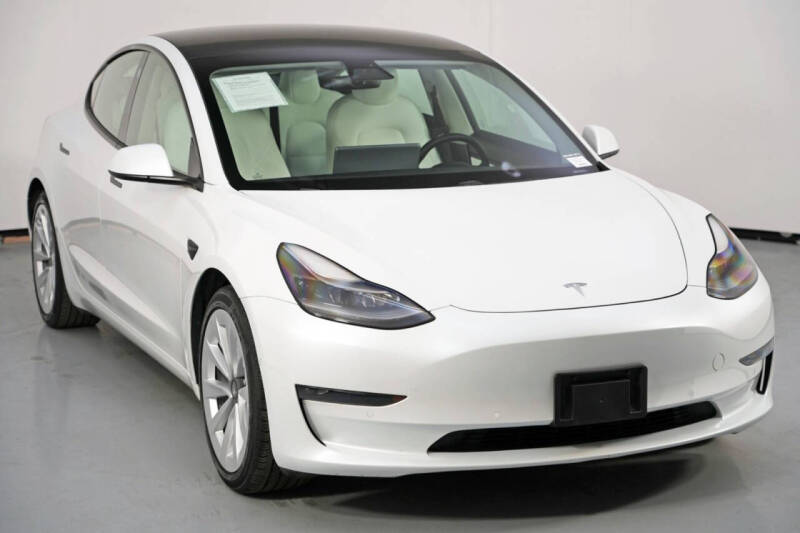 2021 Tesla Model 3 Standard Range Plus