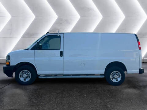 2024 Chevrolet Express 2500