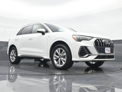 2022 Audi Q3 quattro S line Premium 45 TFSI