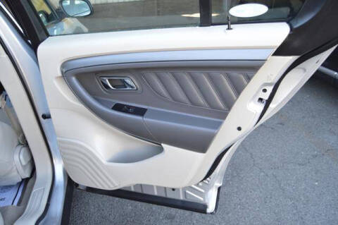 2011 Ford Taurus SEL