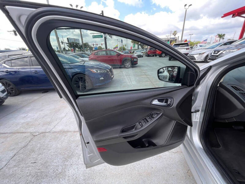 2016 Ford Focus SE