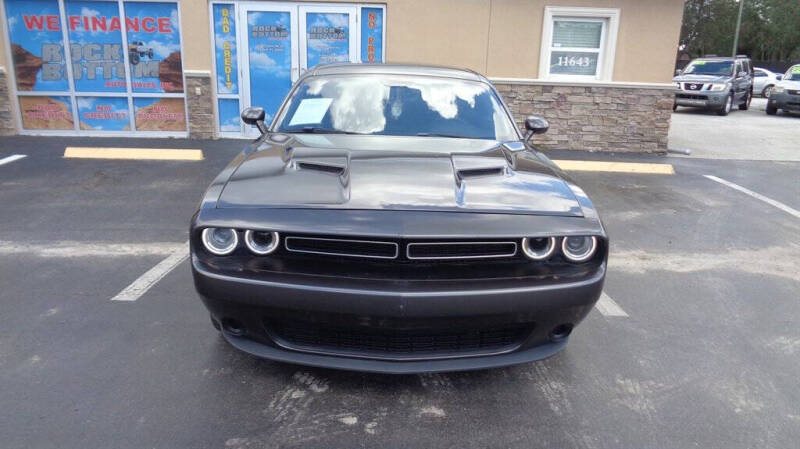 2015 Dodge Challenger SXT